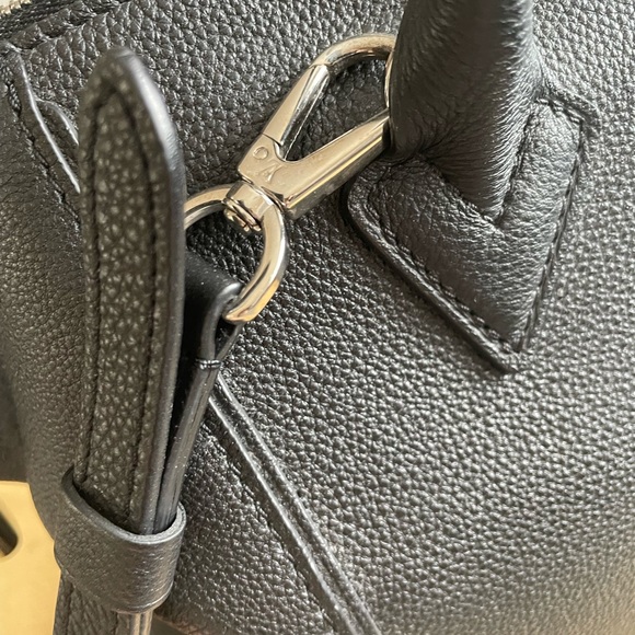 Louis Vuitton black leather top handle bag - Picture 12 of 13